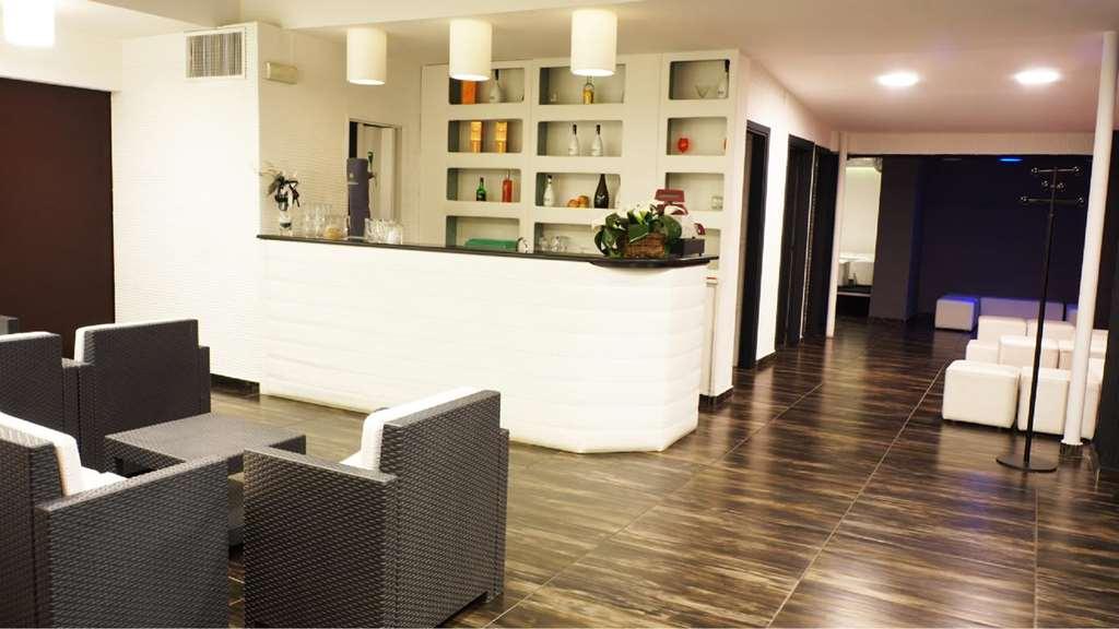 Hotel Scigliano روسانو المطعم الصورة